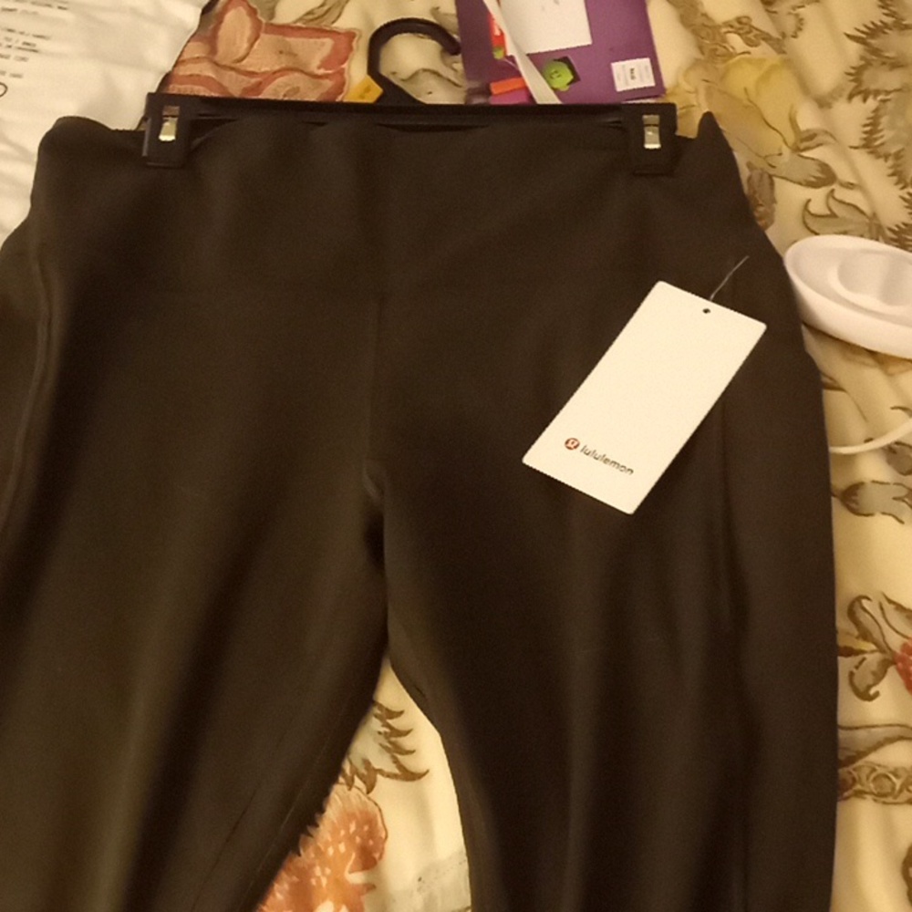 Lulu Lemon Yoga 🧘‍♂️ Pants Suze 14